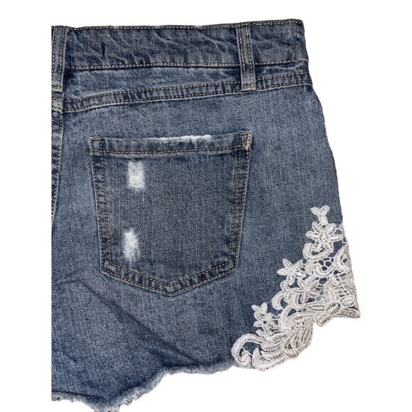 Harper Women's‎ Denim Jean Shorts Lace Accents Boho Size 28 Distressed Bohemian - Picture 6 of 9